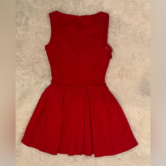 NWOT HOUSE OF CB 'Cupid' Scarlet Pleated Mini Dress sz M - Picture 7 of 8